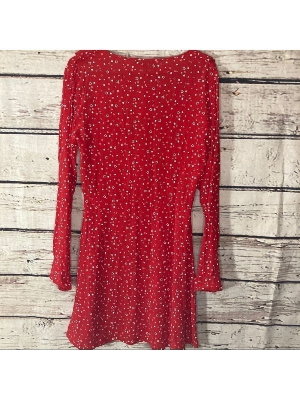 MISSGUIDED Red Star Ruffle Detail Tea Dress - Picture 5 of 11